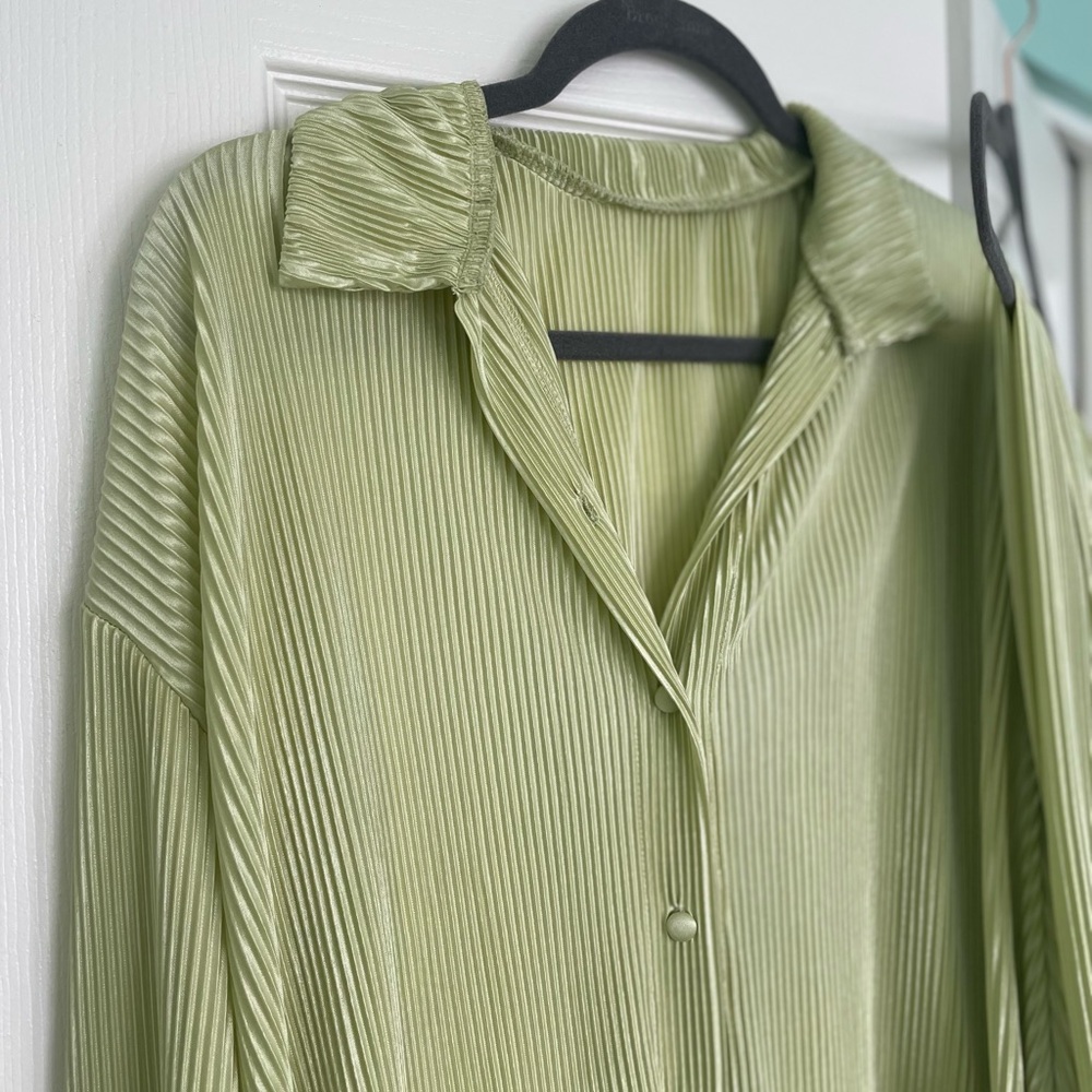 Yellow Green Two Piece Slouchy Set - Picture 4 of 7